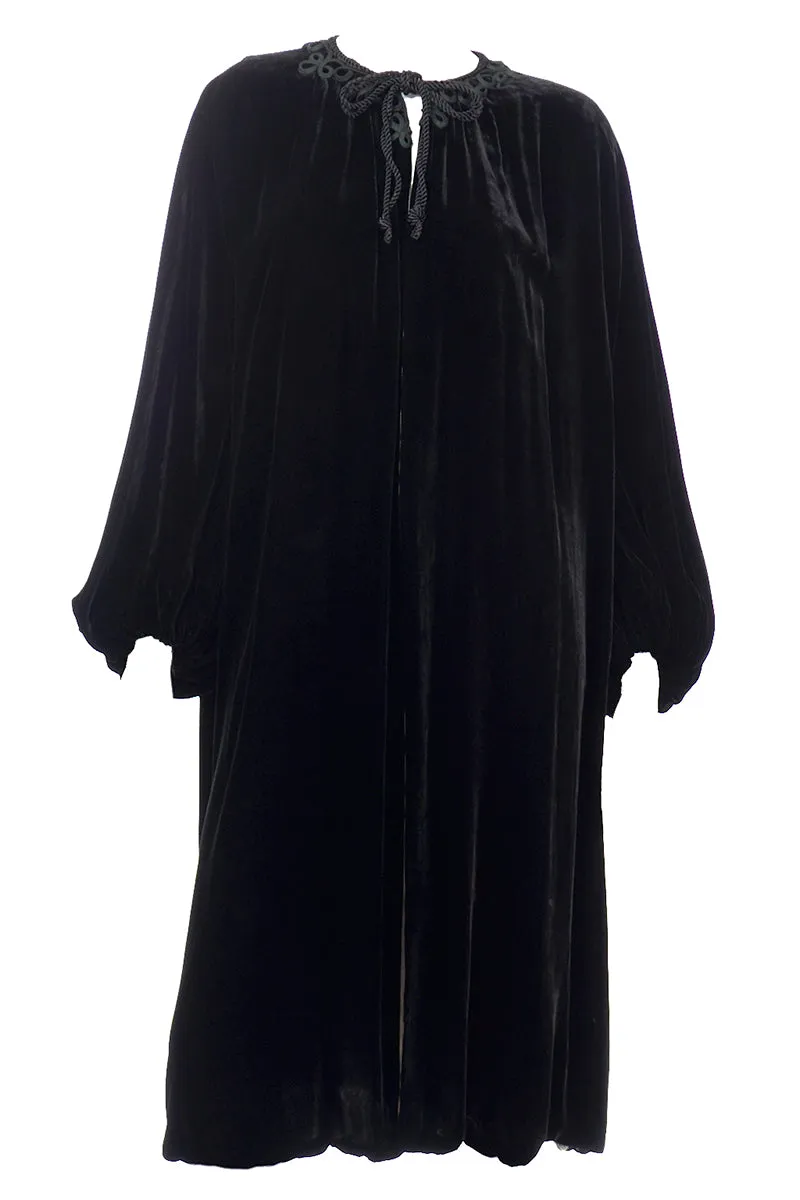 1920s Vintage Black Silk Velvet Evening Coat