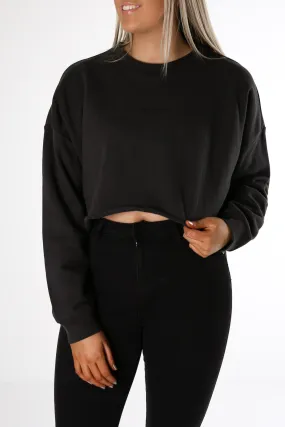 A Cropped Oversized Sweater Washed Black