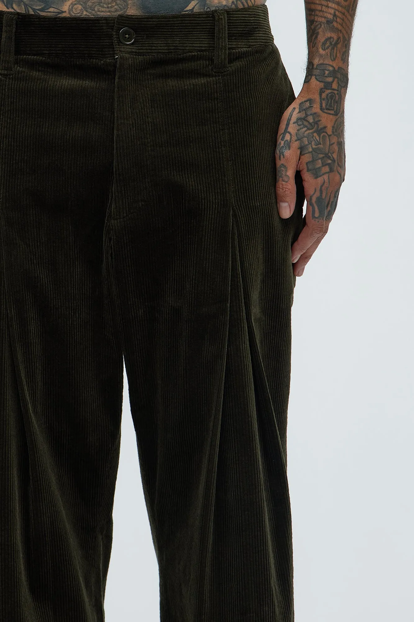 Anderson Pleated Corduroy Pants - Green