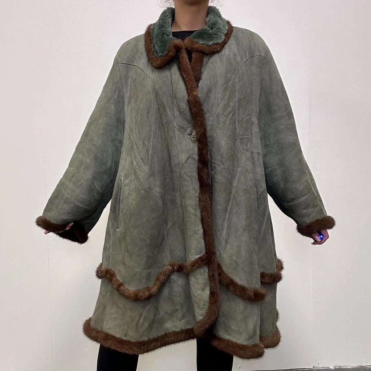 Confezioni in Pelle Sheepskin Shealing Suede Green Coat UK 16