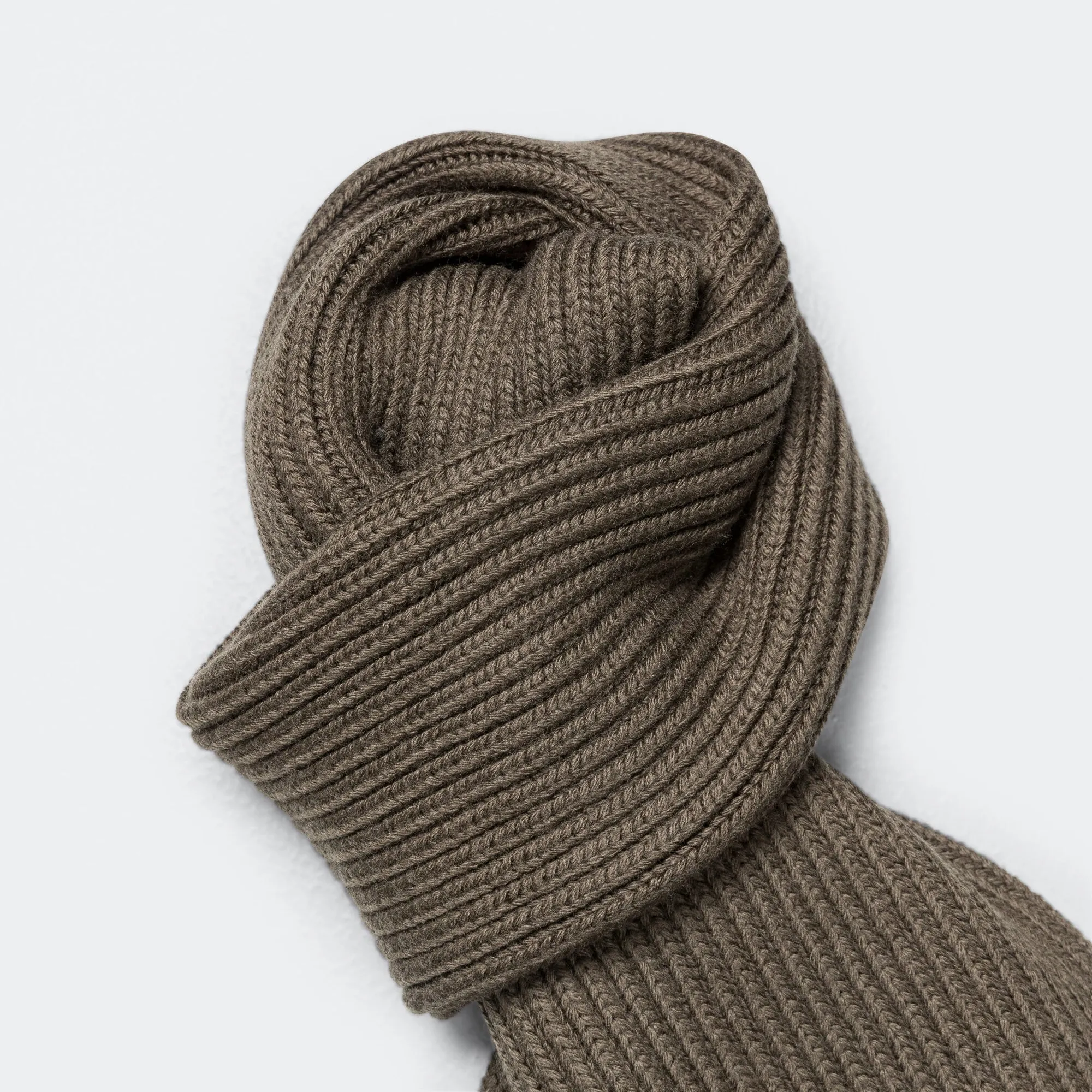 Fisherman Rib Scarf - Castoro Wool