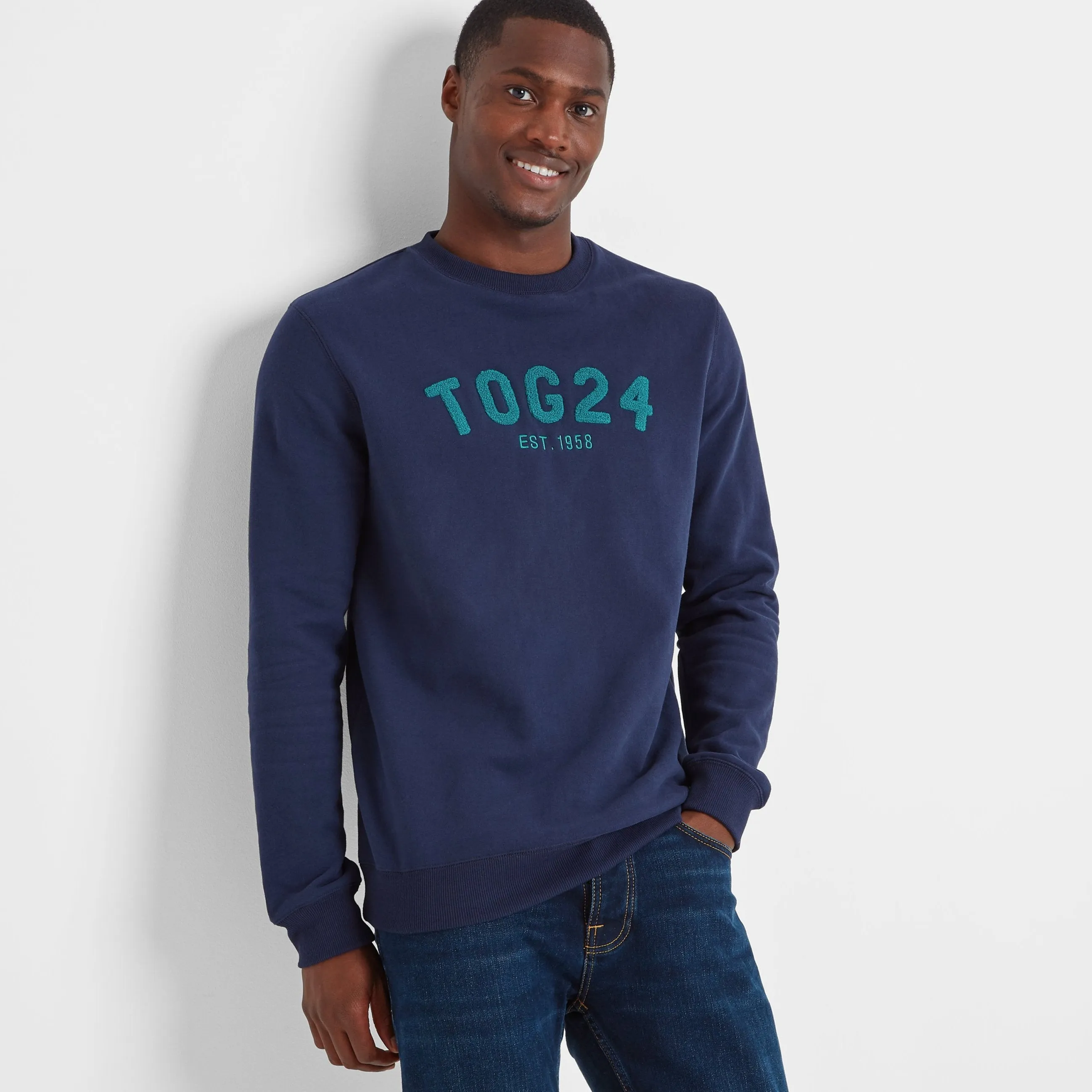 Hawnby Mens Sweat - Dark Marine