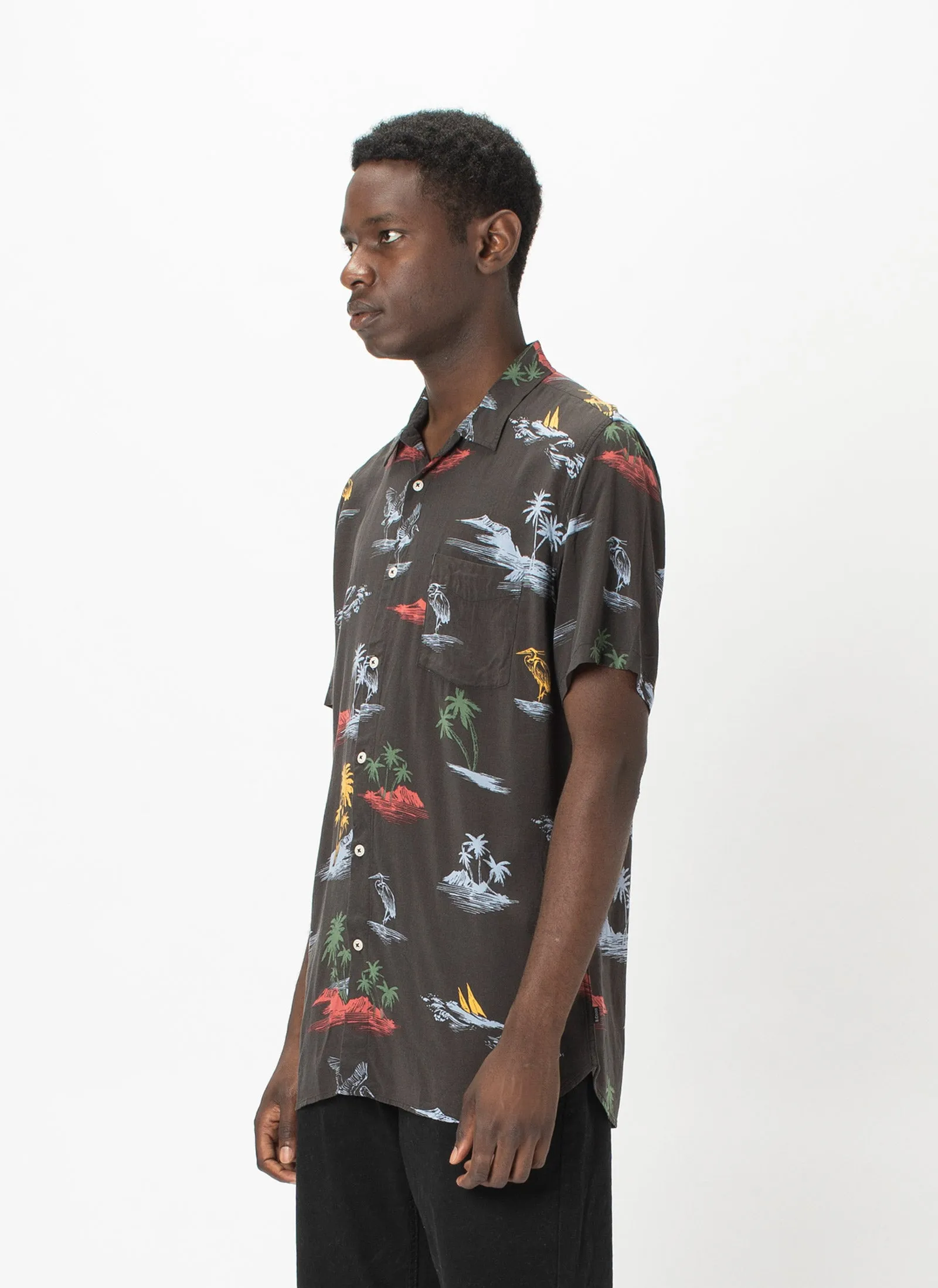 Holiday Short-Sleeve Shirt Black Islands