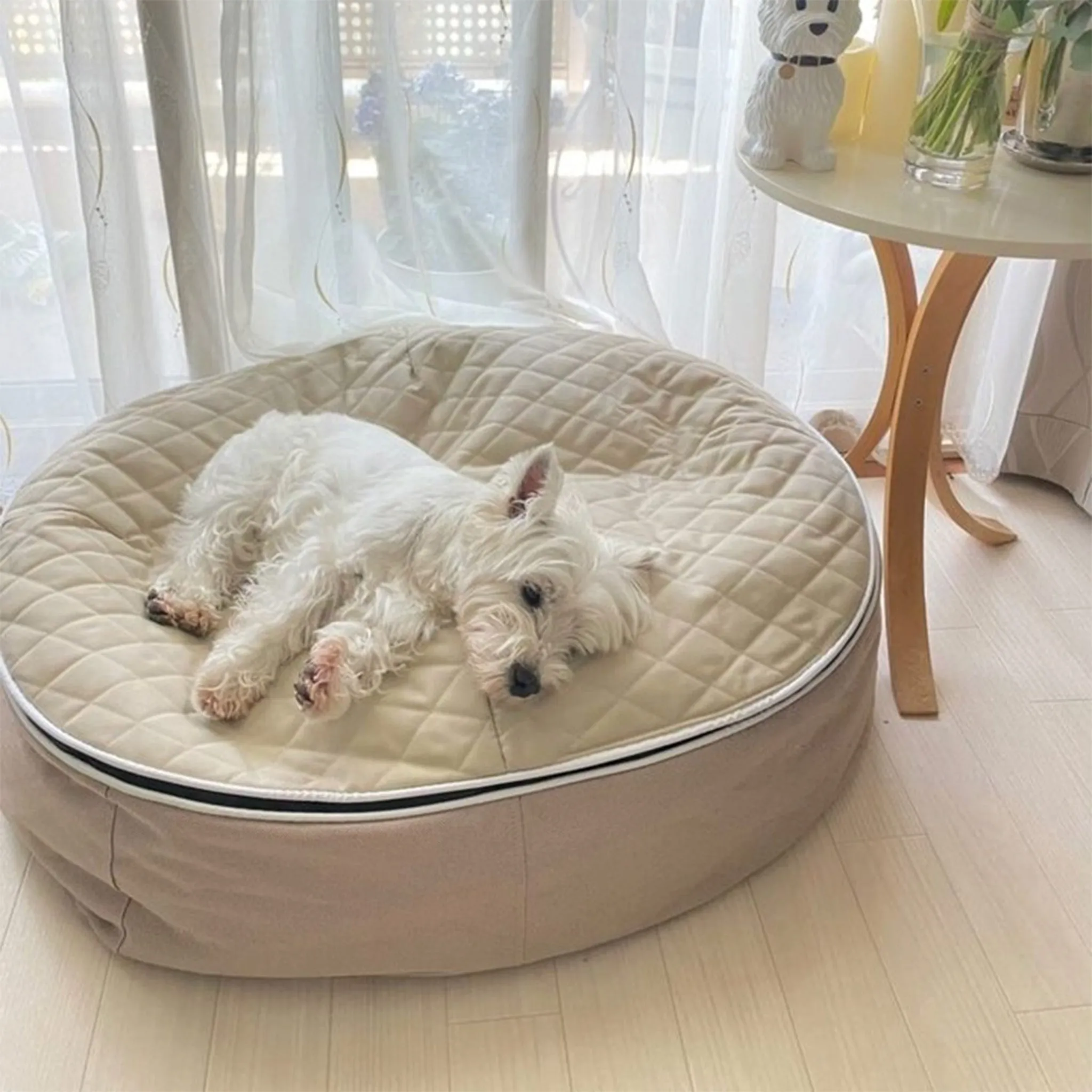 Medium Luxury Dog Bed - Interior/Outdoor