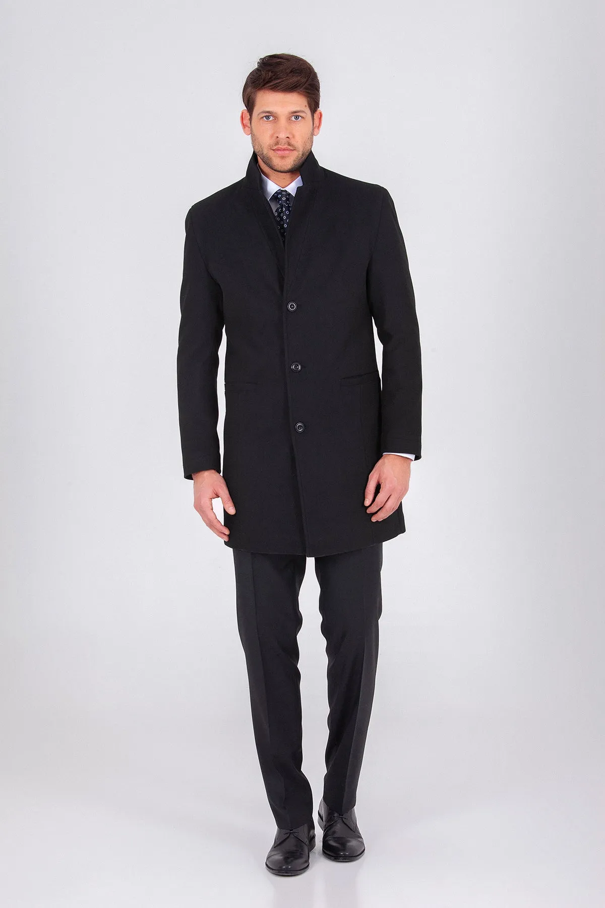 Slim Fit Cachet Madrid Notch Lapel Camel Overcoat, Black