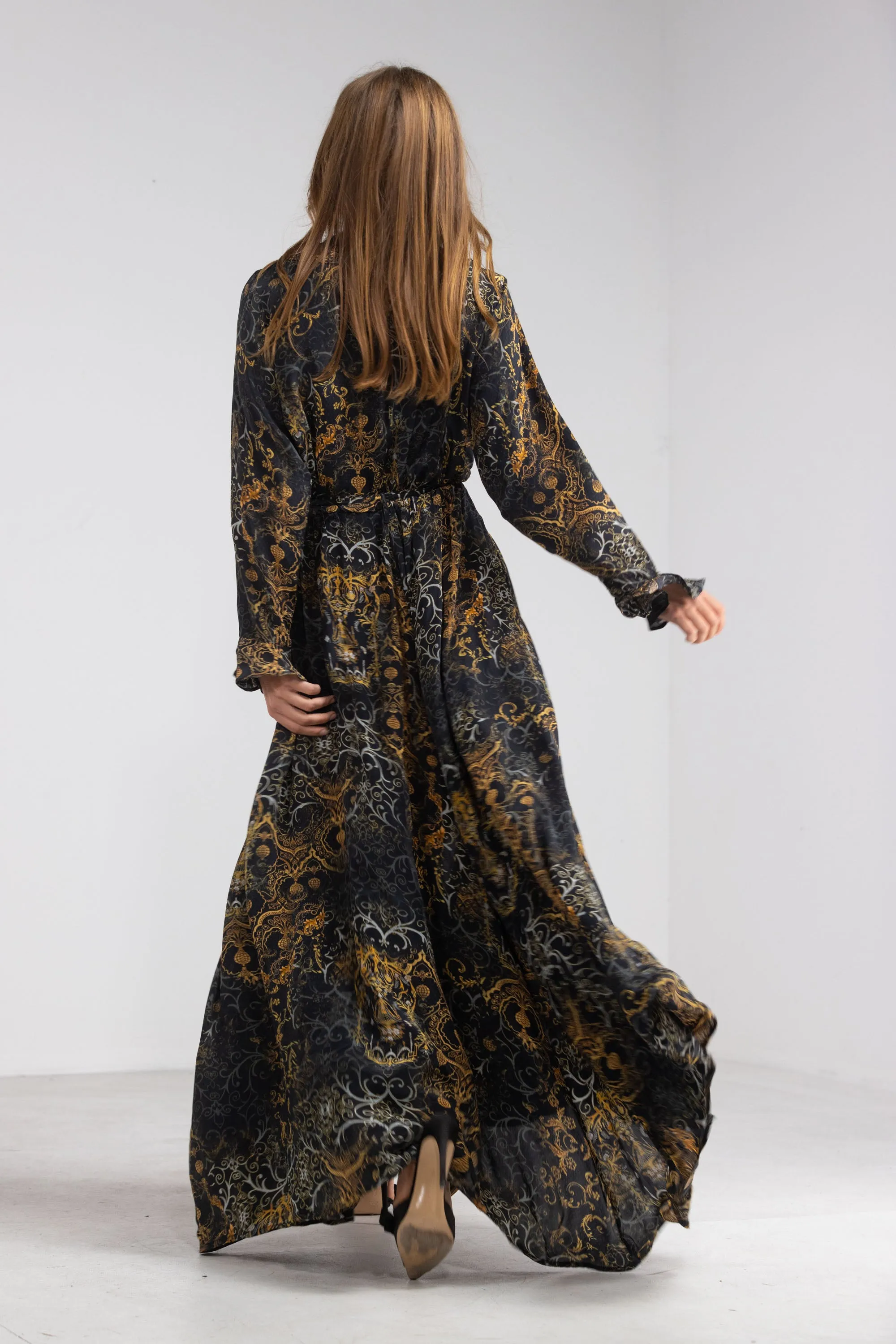 VALLETTA - LUXE ROBE GOWN